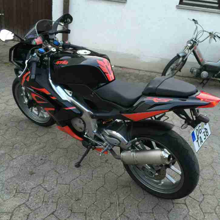 Aprilia RS 125, 24.000 km, Bj. 2010, TÜV 05.2016 Auf 11 kW gedrosselt, 2 Takter