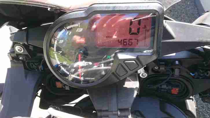 Aprilia RS4 125 EZ: 08 2015 UNFALL