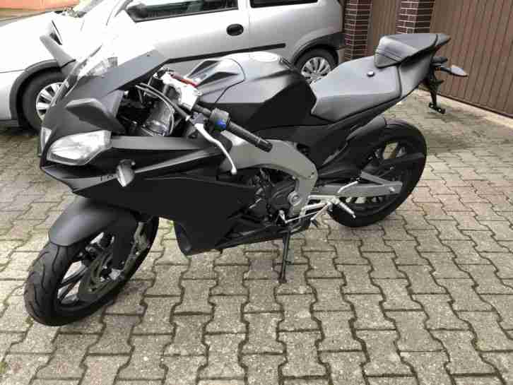 Aprilia RS4 125ccm Schwarz Matt Original