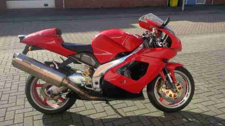 Aprilia RSV 1000 Mille 13750 Kilometerstand in Rosso Red