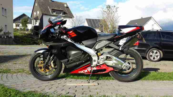 Aprilia RSV 1000
