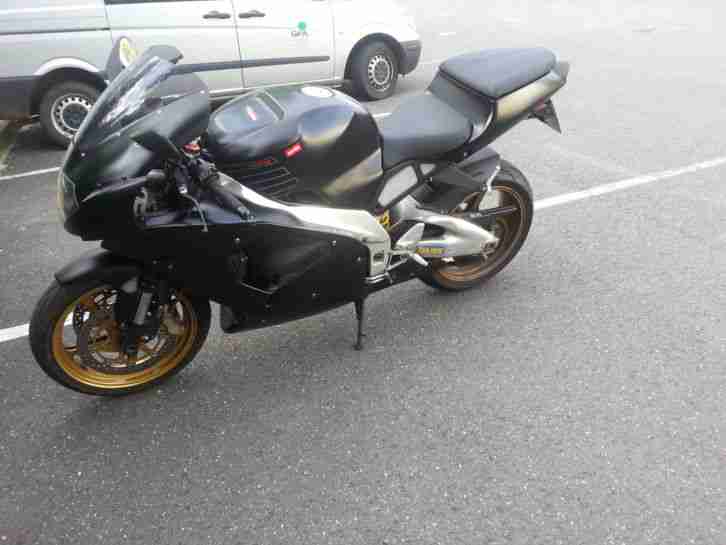 Aprilia RSV 1000 RP Mille