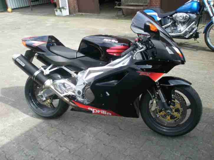 Aprilia RSV 1000 RR