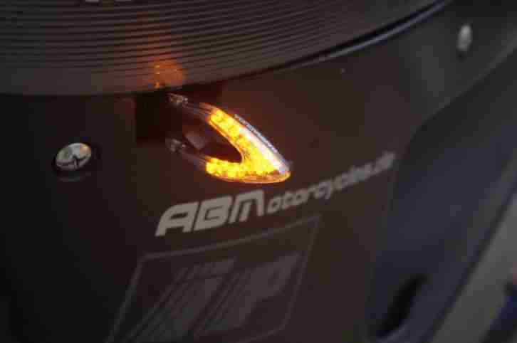 Aprilia RSV Mille 1000 RP, neuwertige Reifen, schwarz
