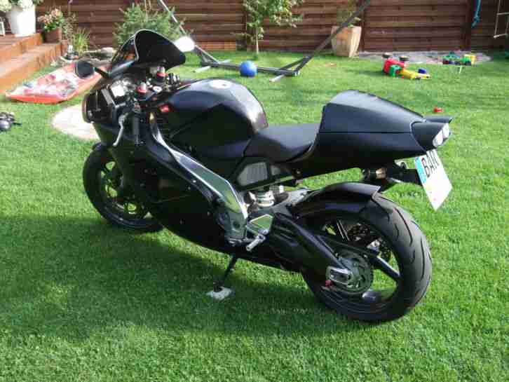 Aprilia RSV Mille RP, EZ 06/2001, Km 26919, 92 KW, 998 ccm, top gepflegt