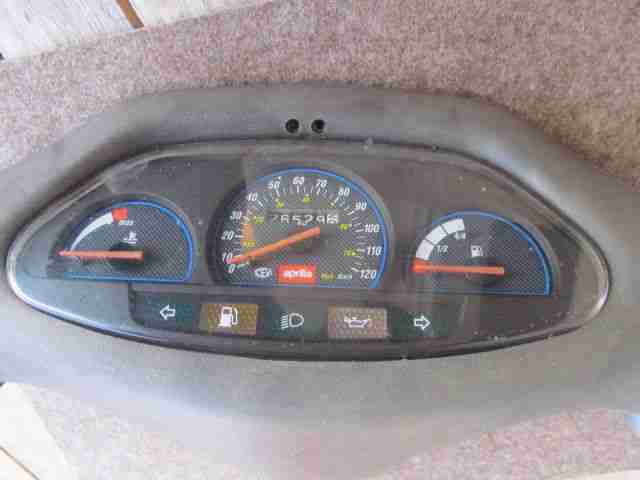 Aprilia Roller Armaturenbrett