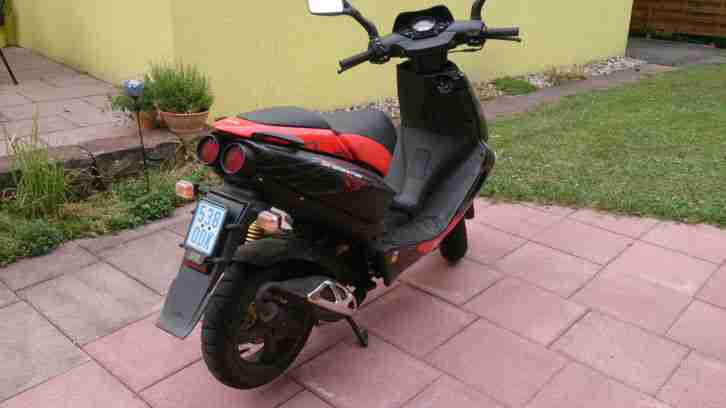 Aprilia Roller SR 50 Street 45 km/h - auf 25 km/h drosselbar