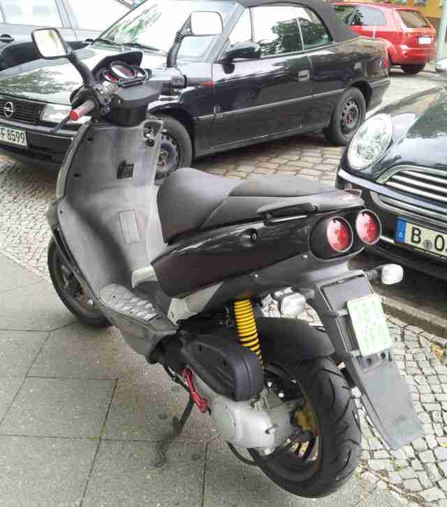 Aprilia Roller Scooter SR 50 Typ TE mit Versicherungskennzeichen