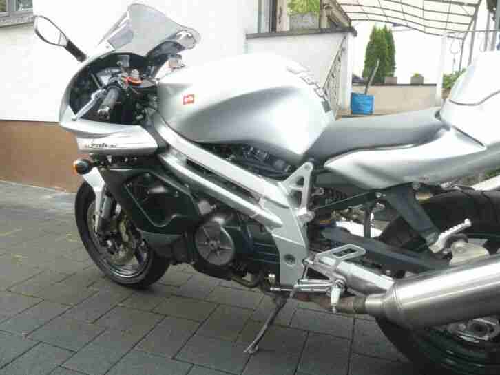 Aprilia SL 1000 Falco
