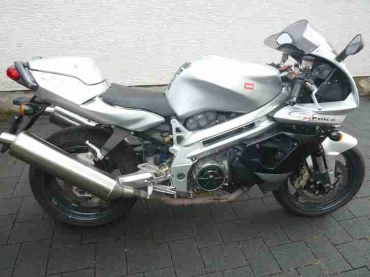 Aprilia SL 1000 Falco