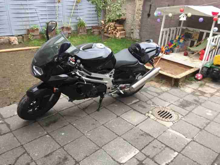 Aprilia SL Falco 1000