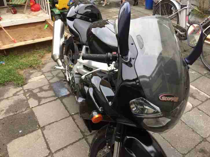 Aprilia SL Falco 1000