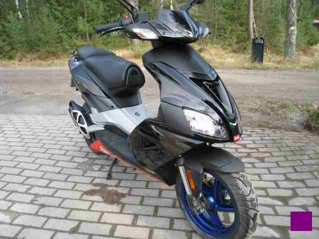 Aprilia SR 50 R factory "nicht fahrbereit"