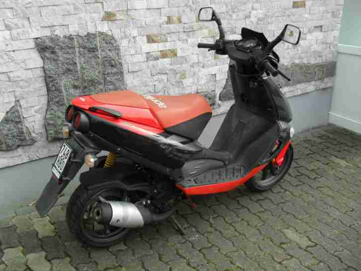 Aprilia SR 50 Roller Motorroller