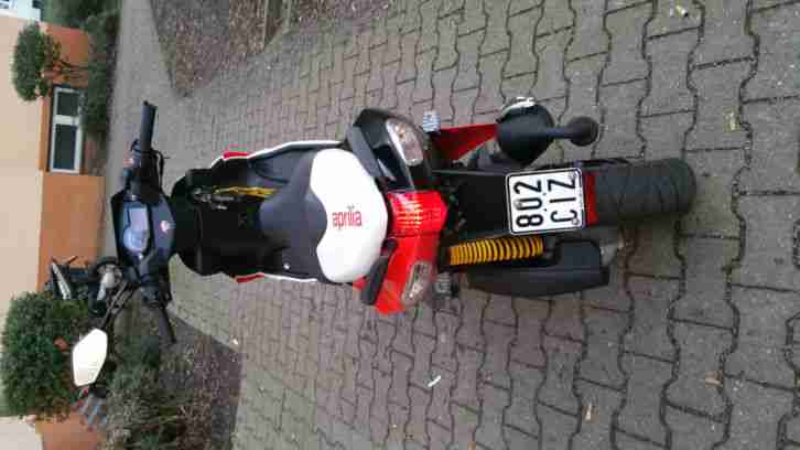 Aprilia SR 50R Sport ez.7.2014 inkl Garantie NP 3100€ erts 3 TKM inkl Garantie