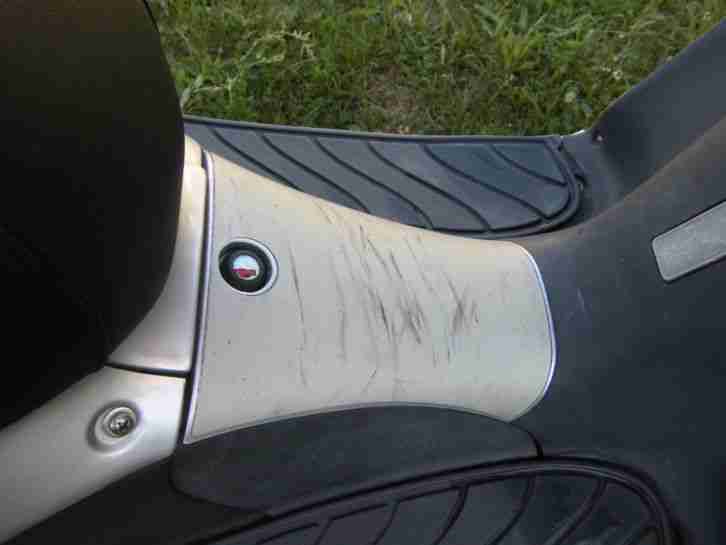 Aprilia SR125 Leonardo