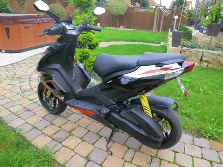 Aprilia SR50 Factory Modell 2013 Neuzustand