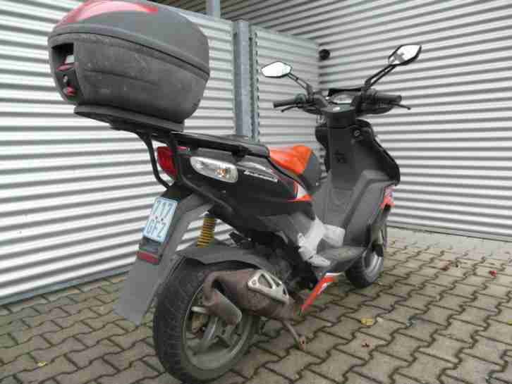 Aprilia SR50R FACTORY TOP-CASE [Basterfahrzeug] [Motorschaden]