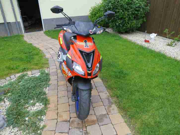 Aprilia SR50R Factory Modell Spain No. 1 .