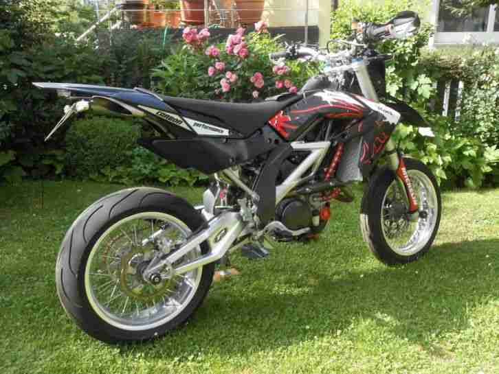 Aprilia SXV 450 Supermoto Motard