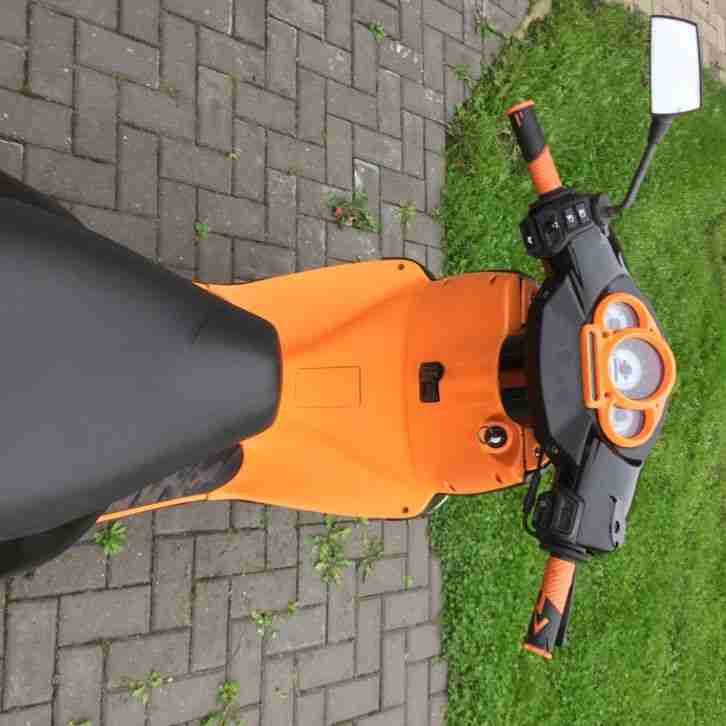 Aprilia Sr50 Baujahr 2011 25/45er Papiere
