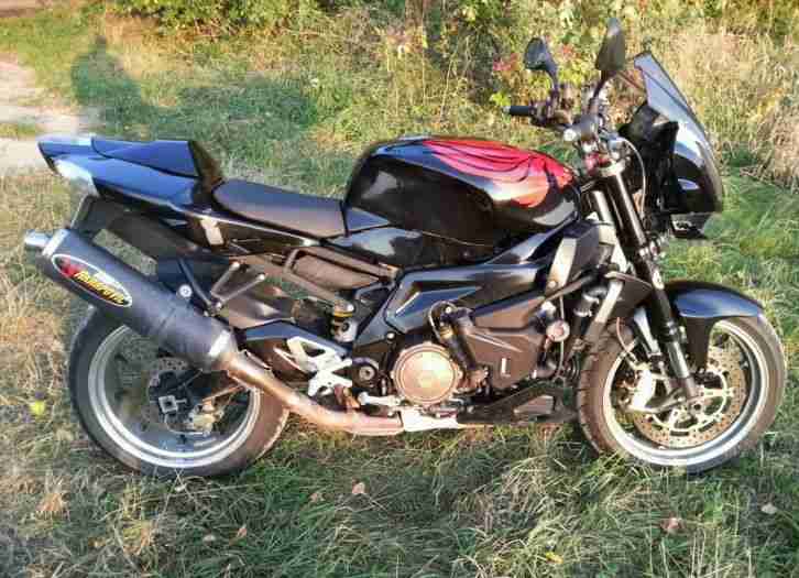 Aprilia Tuono 1000 R