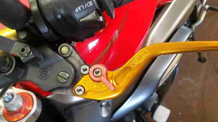 Aprilia Tuono
