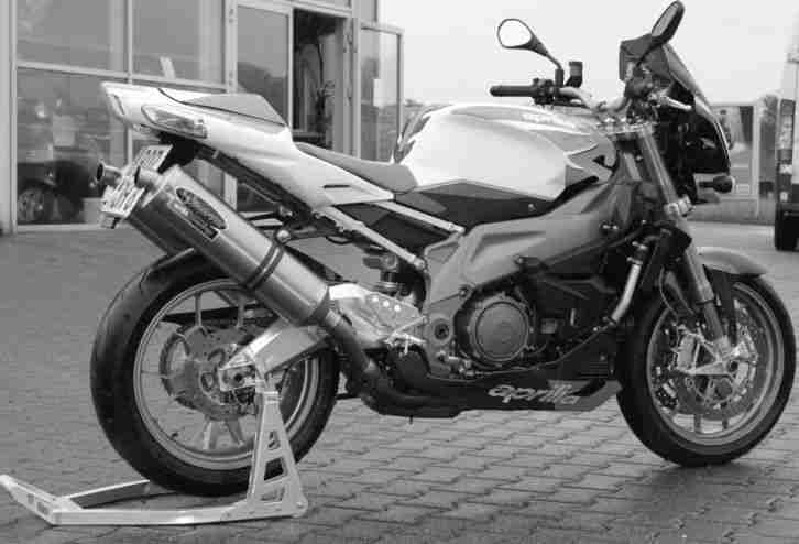 Aprilia Tuono Factory RSV 1000 2008 Top Zustand mit Akrapovic Auspuff, Tüv neu