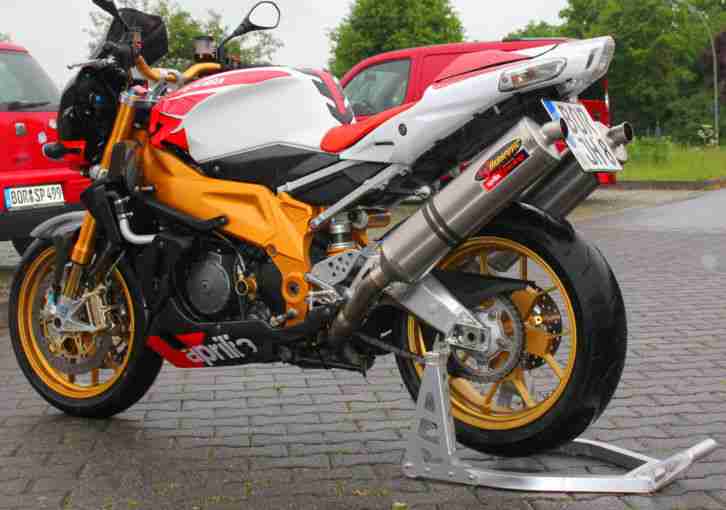 Aprilia Tuono Factory RSV 1000 auch ab 99,00 € monatl.