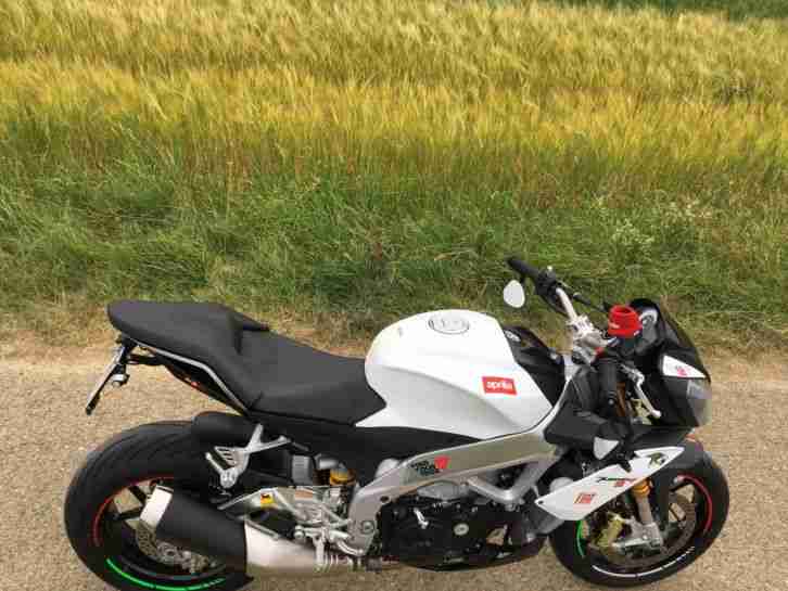 Aprilia Tuono v4 APRC ABS RSV4