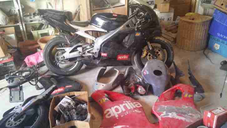 Aprilia rs 125ccm Bj 1997 diverse extra Teile für Bastler