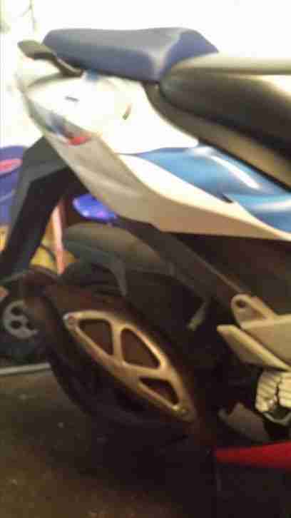 Aprillia SR 50 Ditech Factory R UNFALL ROLLER