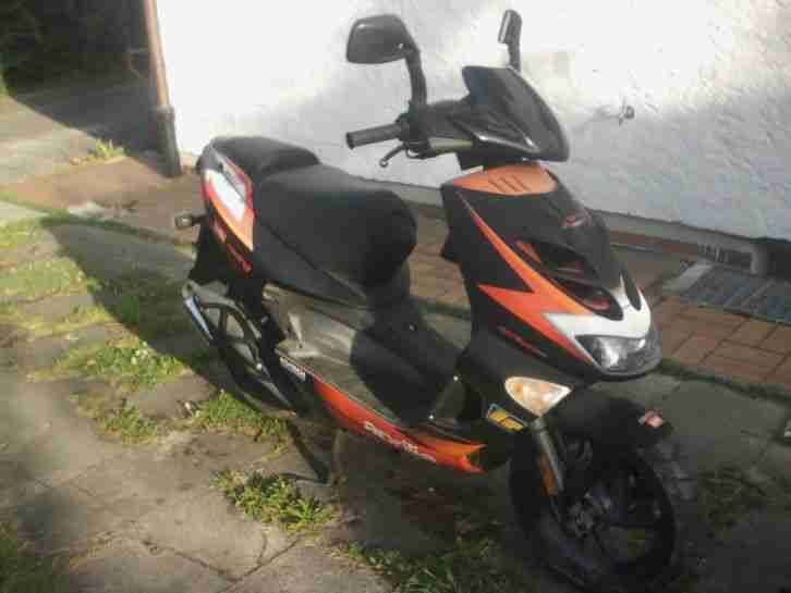 Aprillia SR 50 Moped Motorroller mit Betriebserlaubnis