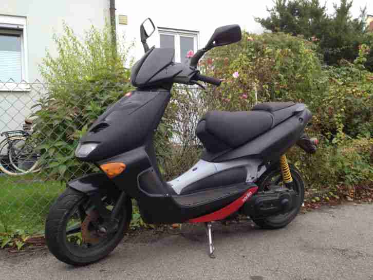 Aprillia SR50 WWW Bj96 - Zum Ausschlachten od. Herrichten Motor 8000km viel neu