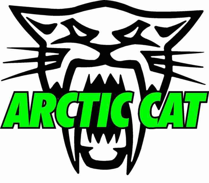 Arctic Cat 550i mit Schiebeschild und Winde