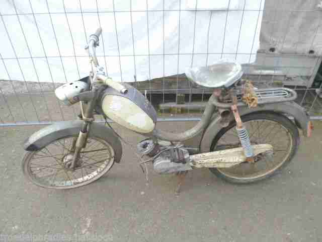 Aus einem Scheunenfund:altes Hercules 222TS Supermatic Moped Bj.1967-Oldtimer