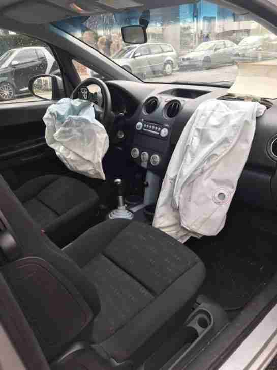 Auto Mitsubishi Colt Unfallauto (Totalschaden)/ Auch Einzelkäufe Autoschlachten