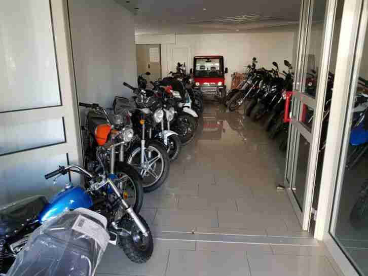 BENYCO BR 125 NAKED BIKE 125 ccm MOTORRAD 2 FARBEN EURO 4 NEUFAHRZEUG