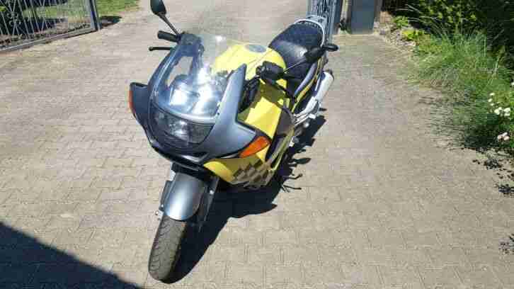 589 (K 1200 RS)