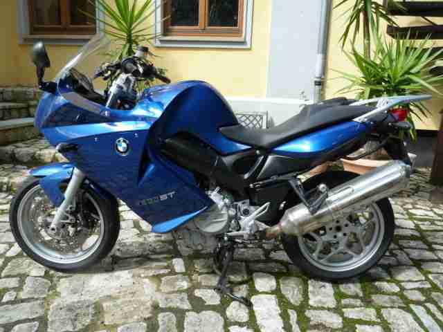 BMW F 800 ST TÜV neu Kofferträger + BMW Koffer ABS RDC Bordcomputer Heizgriffe