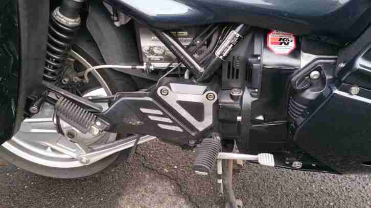 BMW K 1100 RS mit viel Zubehör