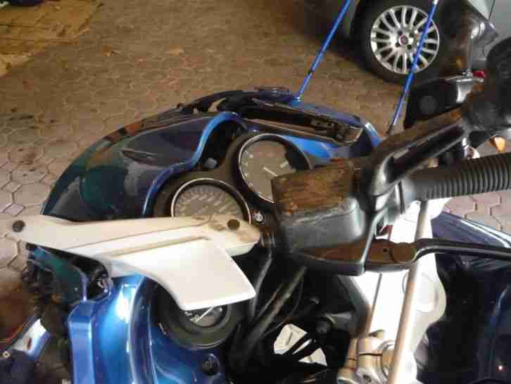 BMW K 1200 RS Unfall, Die BMW ist wunderbar zum wieder herrichten.