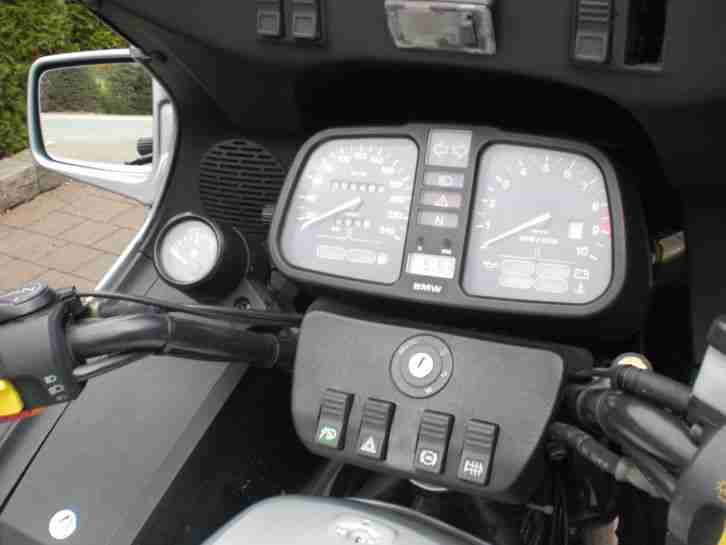 BMW K 75 RT Motorrad, zweifarbig silber