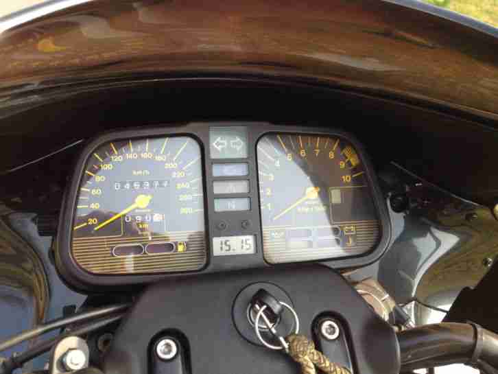 BMW K1