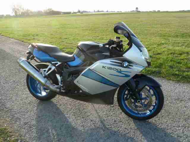 BMW K1200S TÜV neu EZ/07 original 36292km, ESA, BC, ABS, Heizgriffe, mit Kratzer