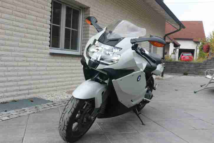 BMW K1300S in Topzustand mit Sportkoffern, Inspektion und HU neu