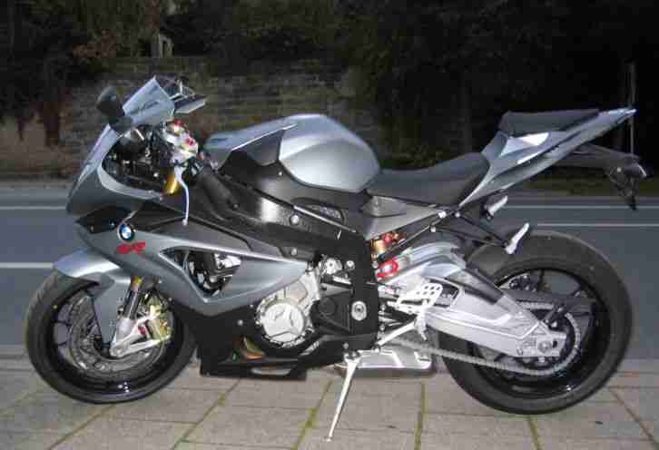 BMW Motorrad S 1000 RR KM 93 EZ 10.14 NEU Zustand !!! unfallfrei