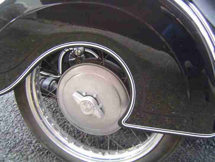 BMW R 67/3 mit BMW TR 500 Steib