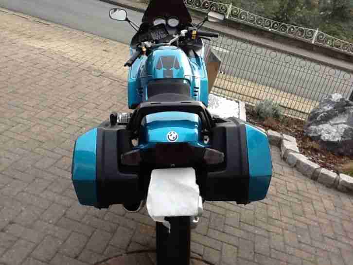 BMW R1100RS
