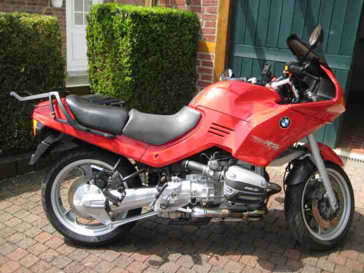 BMW R1100RS